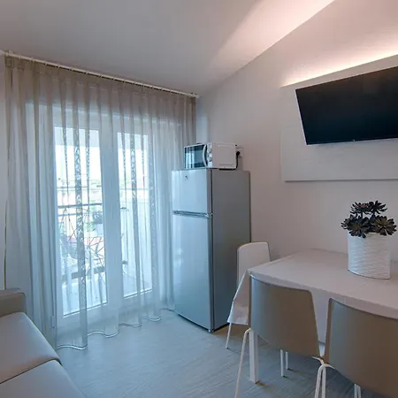 Zavatta - Rooms&apartments Lägenhetshotell