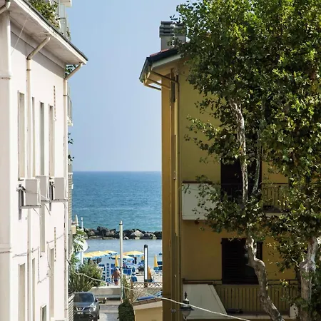 Zavatta - Rooms&apartments Lägenhetshotell Bellaria-Igea Marina